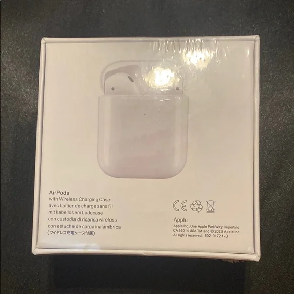 Apple AirPods with Charging Case Electronics